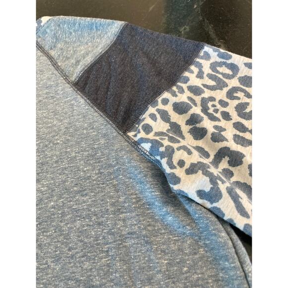 CATO Blue and Leopard crewneck sweatshirt ladies M - Picture 6 of 10